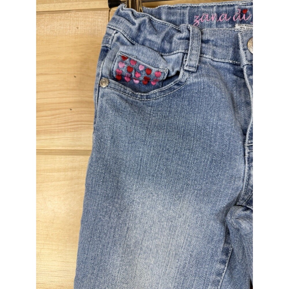 Zana di jeans medium wash with embroidered details Girls Size 6 🩷❤️ - Picture 2 of 7